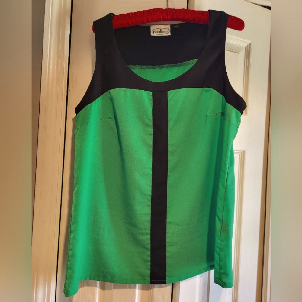 Patchington Green and Black Top Sz M